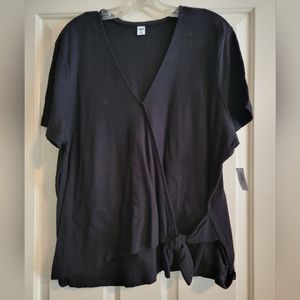 NWT Old Navy black XXL short sleeves top with tie.
